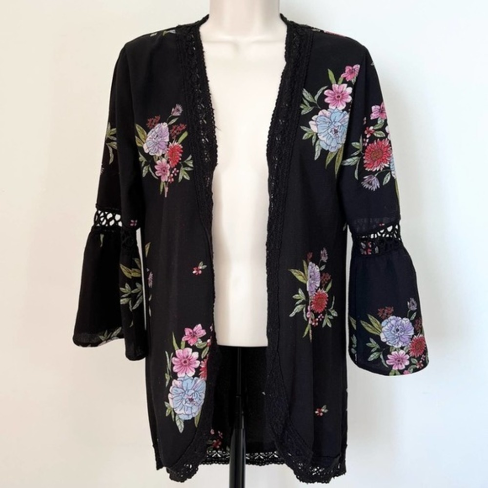 black floral cardigan open‎ front bell sleeve lace trim top